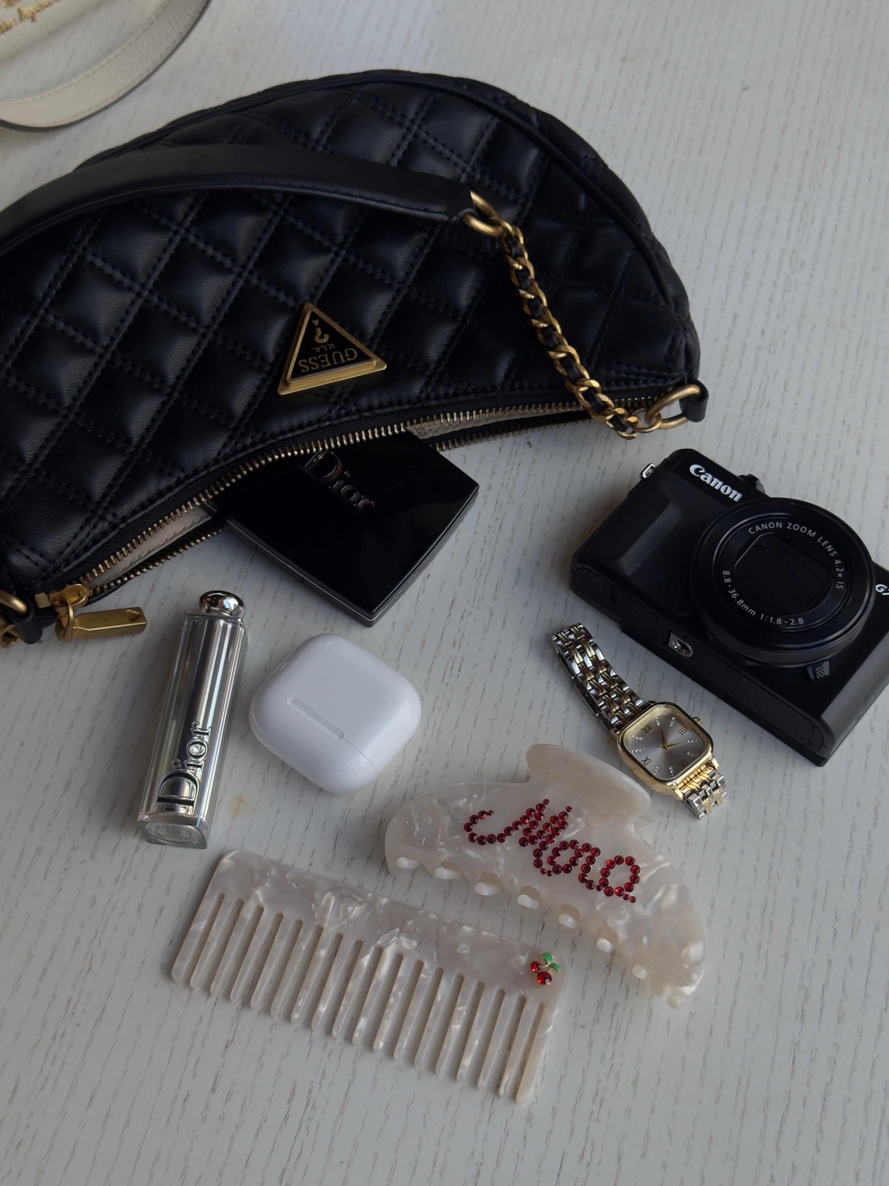 Mora Marble Hair Set